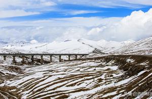 青藏高原上的第三大城市，神山盐湖胡杨林，这里美景不一般