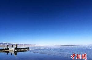 “中国最美湖泊”青海湖将建设国家公园