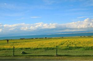 7月份骑行遇见最美的青海湖
