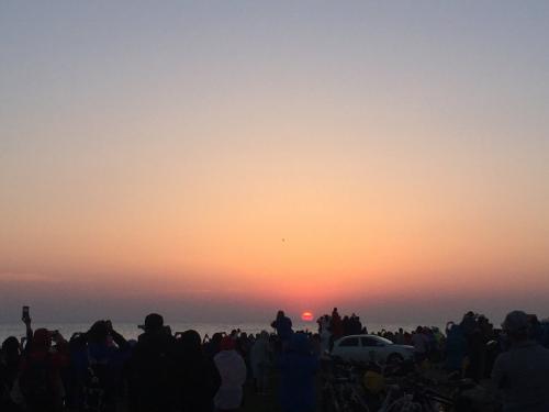 青海湖的日出让人很难忘高清图片